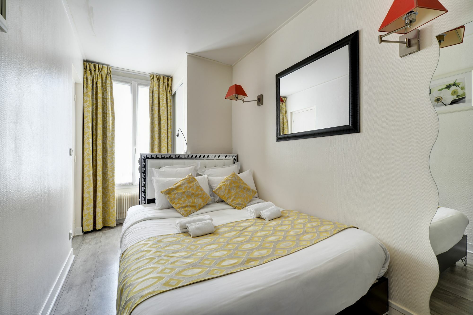 Hotel Korner Montmartre Parijs